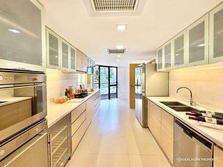 Shouson Hill - Henredon Court 04