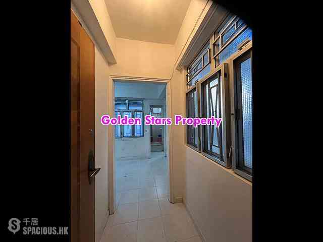 Sai Ying Pun - Tat Hing Building 03