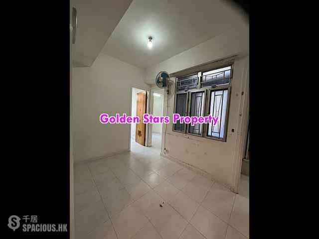 Sai Ying Pun - Tat Hing Building 01