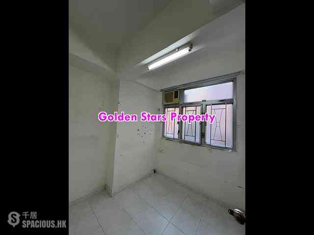 Sai Ying Pun - Tat Hing Building 06
