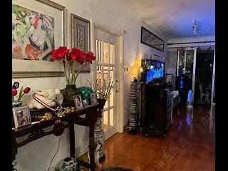 Mid Levels Central - Pearl Gardens 03