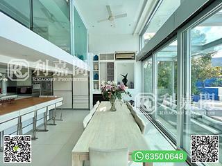 Clear Water Bay - Tai Hang Hau 09