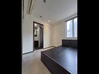 Wan Chai - Siu Fung Building 02