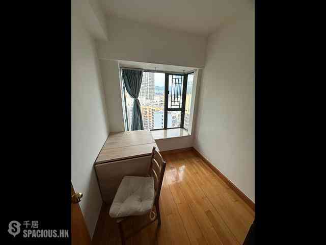 Tai Kok Tsui - Park Avenue Phase 1 Block 9 05