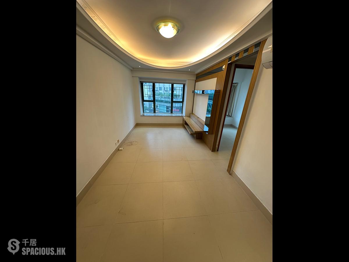 Tai Kok Tsui - Park Avenue Phase 1 Block 6 01