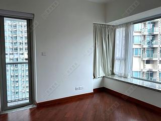 Wan Chai - The Avenue 03