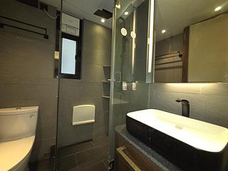 Kennedy Town - Luen Gay Apartments 05