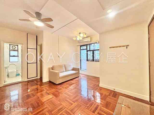 Sai Ying Pun - True Light Building 02