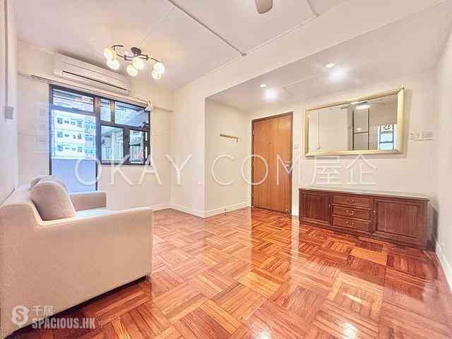 Sai Ying Pun - True Light Building 03