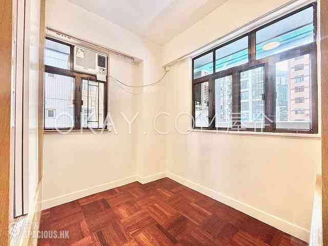 Sai Ying Pun - True Light Building 05