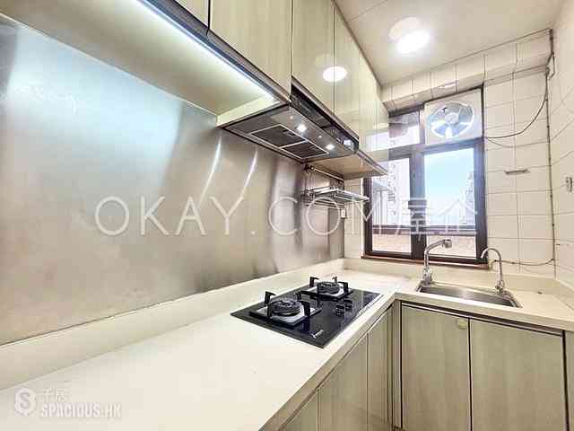 Sai Ying Pun - True Light Building 08