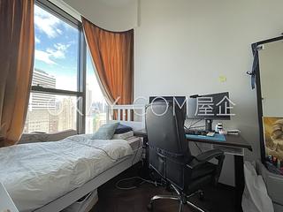 Shek Tong Tsui - One South Lane 07