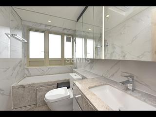 Mid Levels Central - St. Joan Court 04