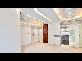 Mid Levels West - 80 Robinson Road 02