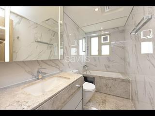Mid Levels Central - St. Joan Court 04