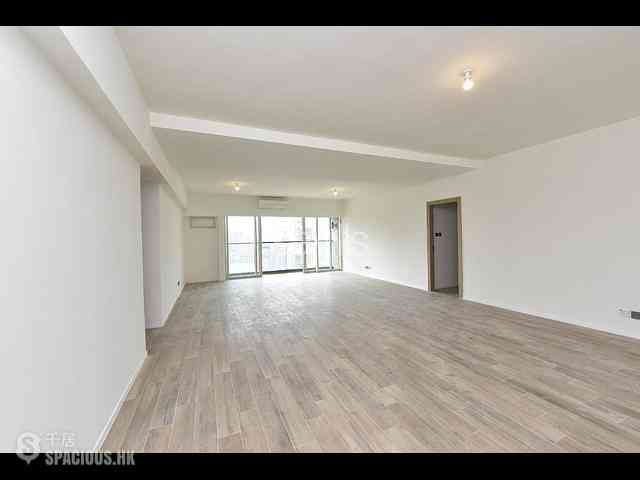 Mid Levels Central - St. Joan Court 01