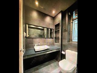 West Kowloon - Sorrento Phase 2 Block 2 07