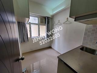 Yau Ma Tei - Cheng Hong Building 03