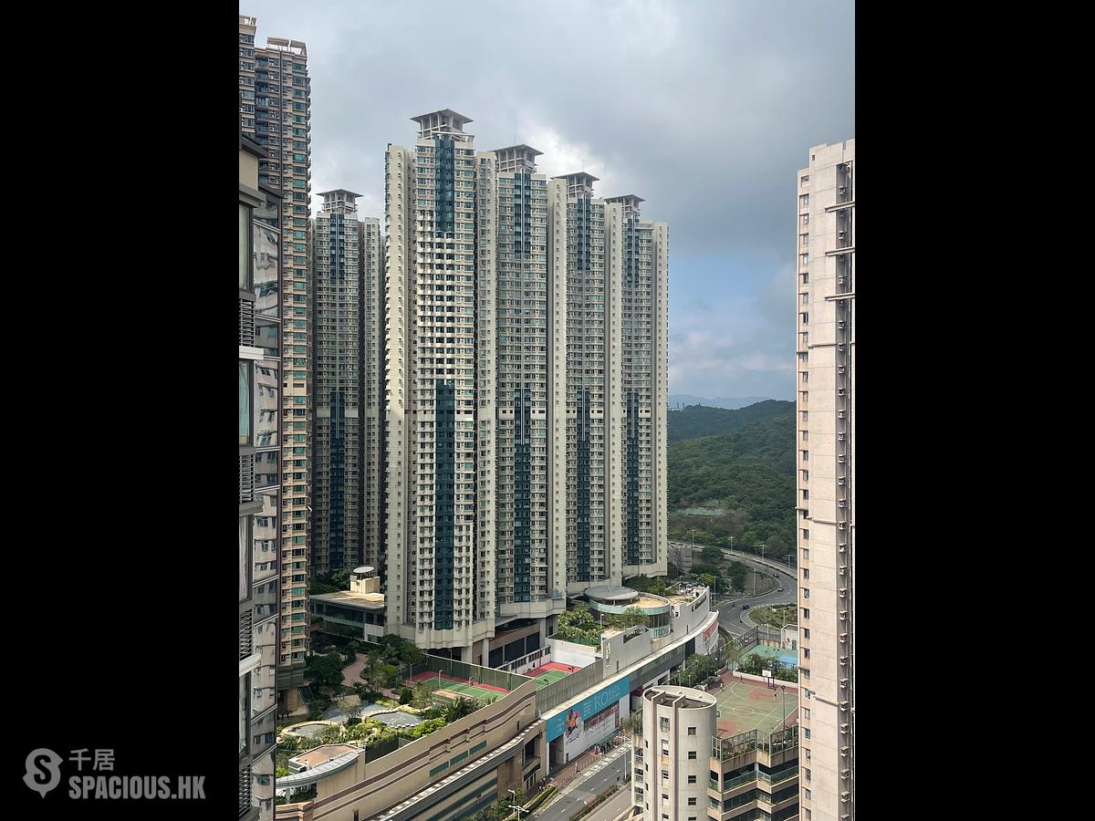 Tseung Kwan O - The Wings II 01