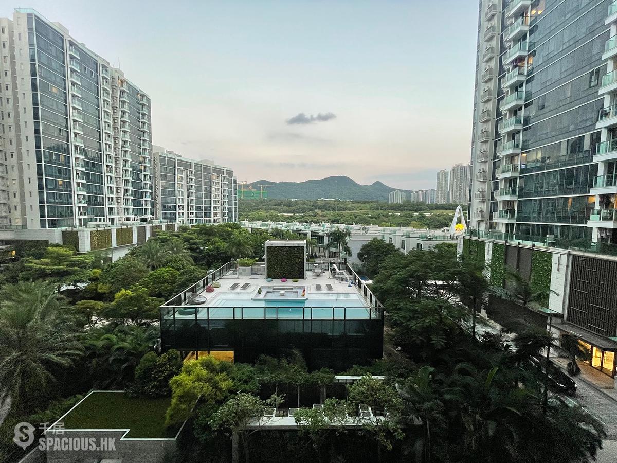 Tseung Kwan O - Monterey 01