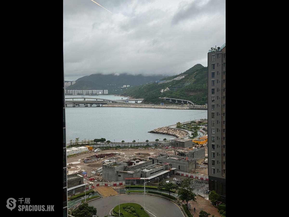 Tseung Kwan O - The Papillons 01