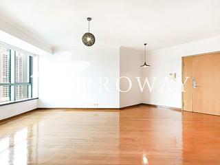 Mid Levels West - 80 Robinson Road 03