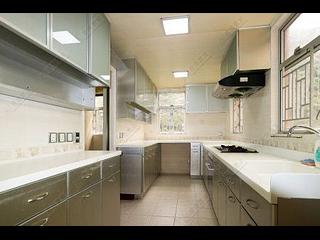 Jardines Lookout - Butler Towers 02