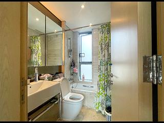 Tseung Kwan O - The Parkside 11