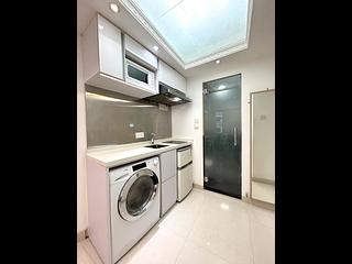 Causeway Bay - Hong Kong Mansion 06