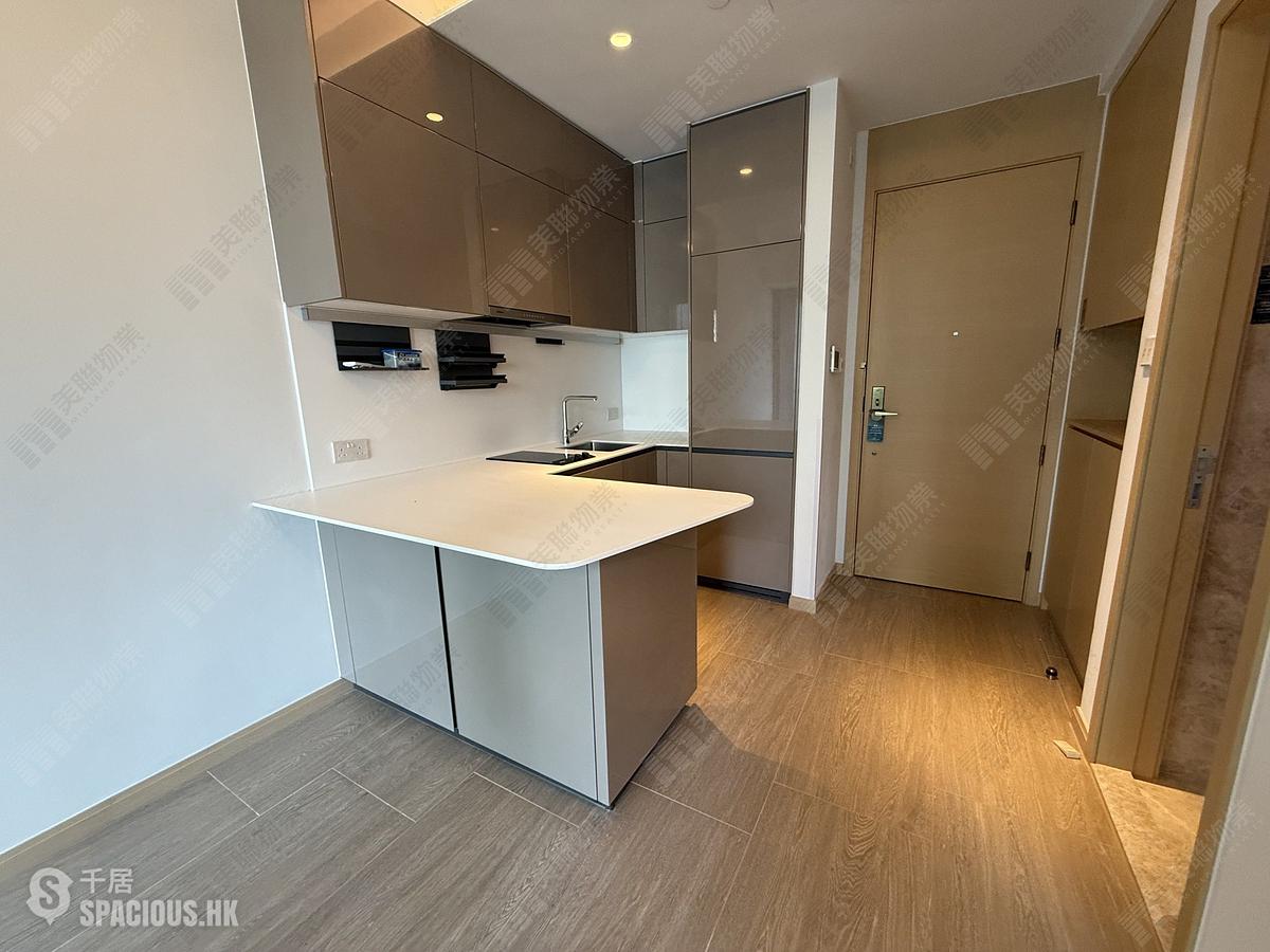 Wong Chuk Hang - The Southside Phase 2 La Marina 01