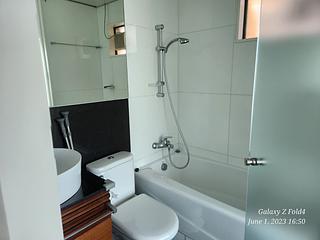 Discovery Bay - Discovery Bay Phase 13 Chianti 06