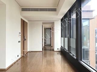 Chung Hom Kok - City Icon Block 1 04