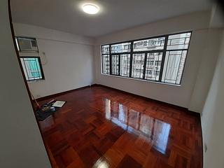 Mid Levels Central - Right Mansion 14