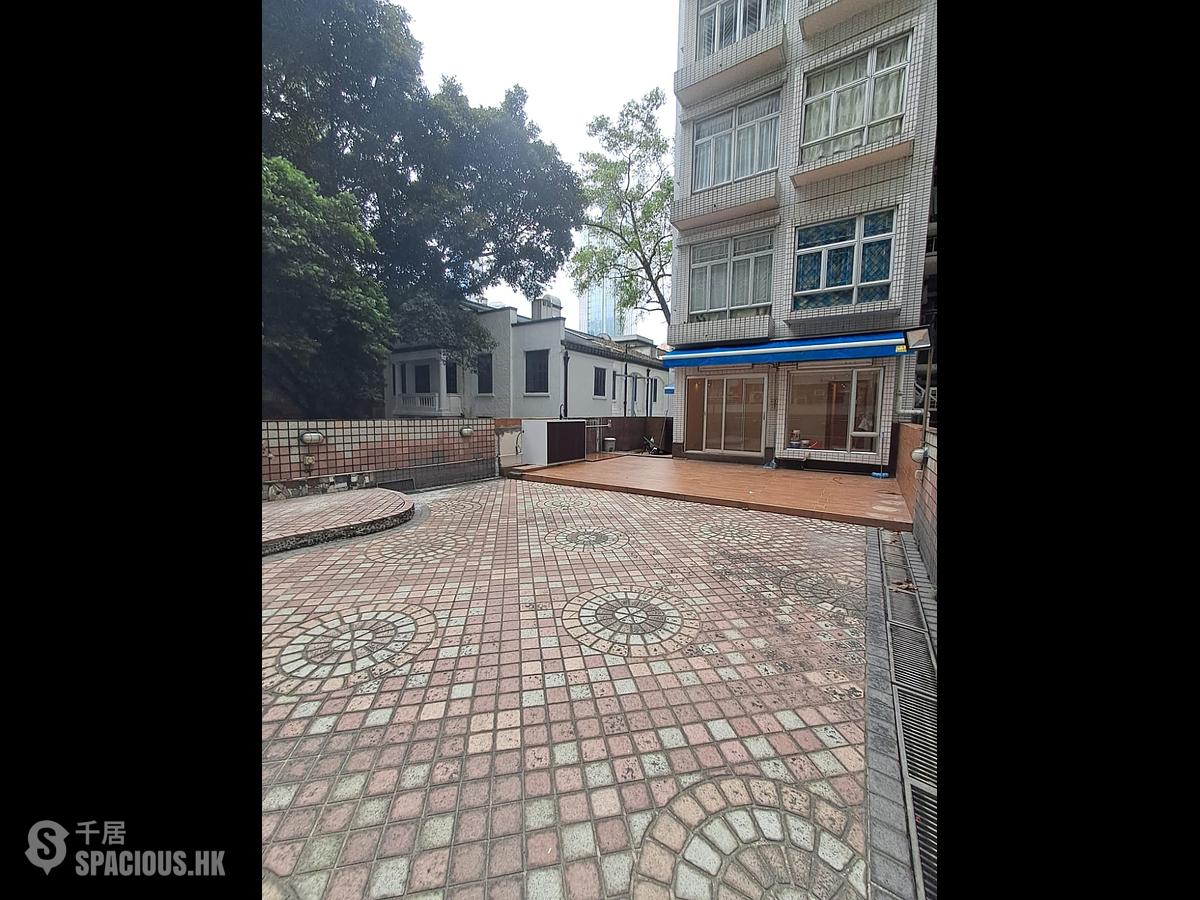 Sai Ying Pun - Yee Fung Court 01