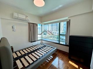 Wan Chai - Royal Court 04