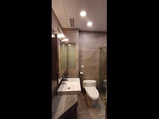 Mid Levels Central - Regence Royale Tower 1 12