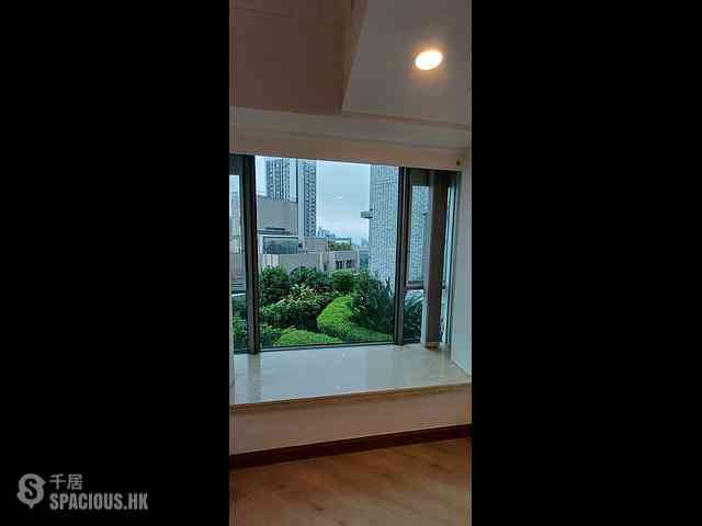 Mid Levels Central - Regence Royale Tower 1 17
