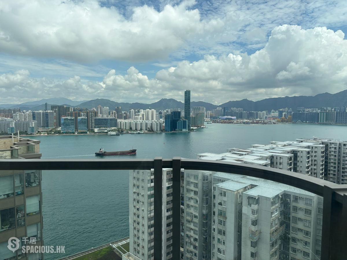 Fortress Hill - Harbour Glory Block 6 01