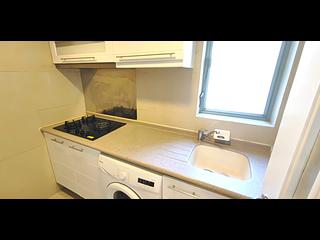 Sheung Wan - Queen's Terrace Block 2 05