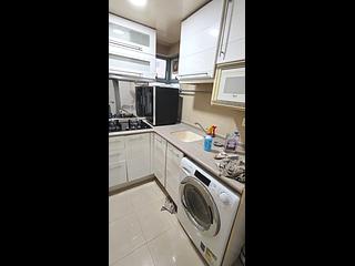 Sheung Wan - Queen's Terrace Block 2 04