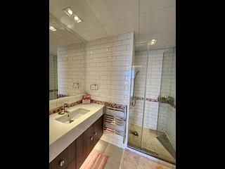 Chung Hom Kok - 33, Cape Road 10