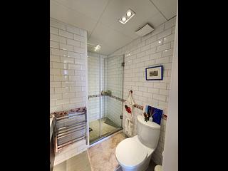 Chung Hom Kok - 33, Cape Road 11