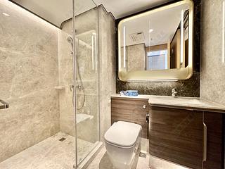Wong Chuk Hang - The Southside Phase 2 La Marina Tower 2B 06