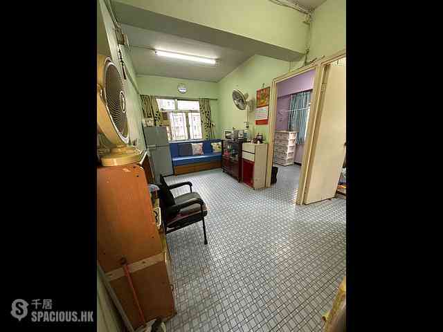 Sai Ying Pun - Samtoh Building 01
