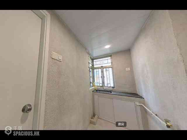 Sai Ying Pun - True Light Building 03