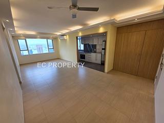 Mid Levels West - Parkway Court 03