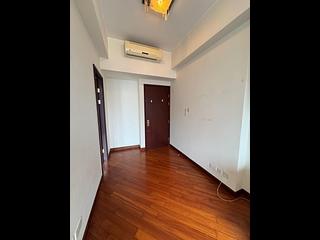 Tai Kok Tsui - Park Summit Block 1 02