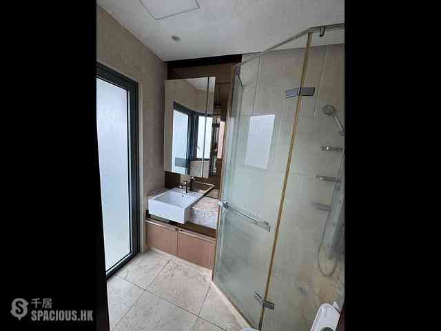 Tai Kok Tsui - Park Summit Block 1 05