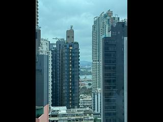 Tai Kok Tsui - Park Summit Block 1 03