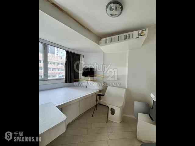 Sai Ying Pun - Kam Kwan Building 03